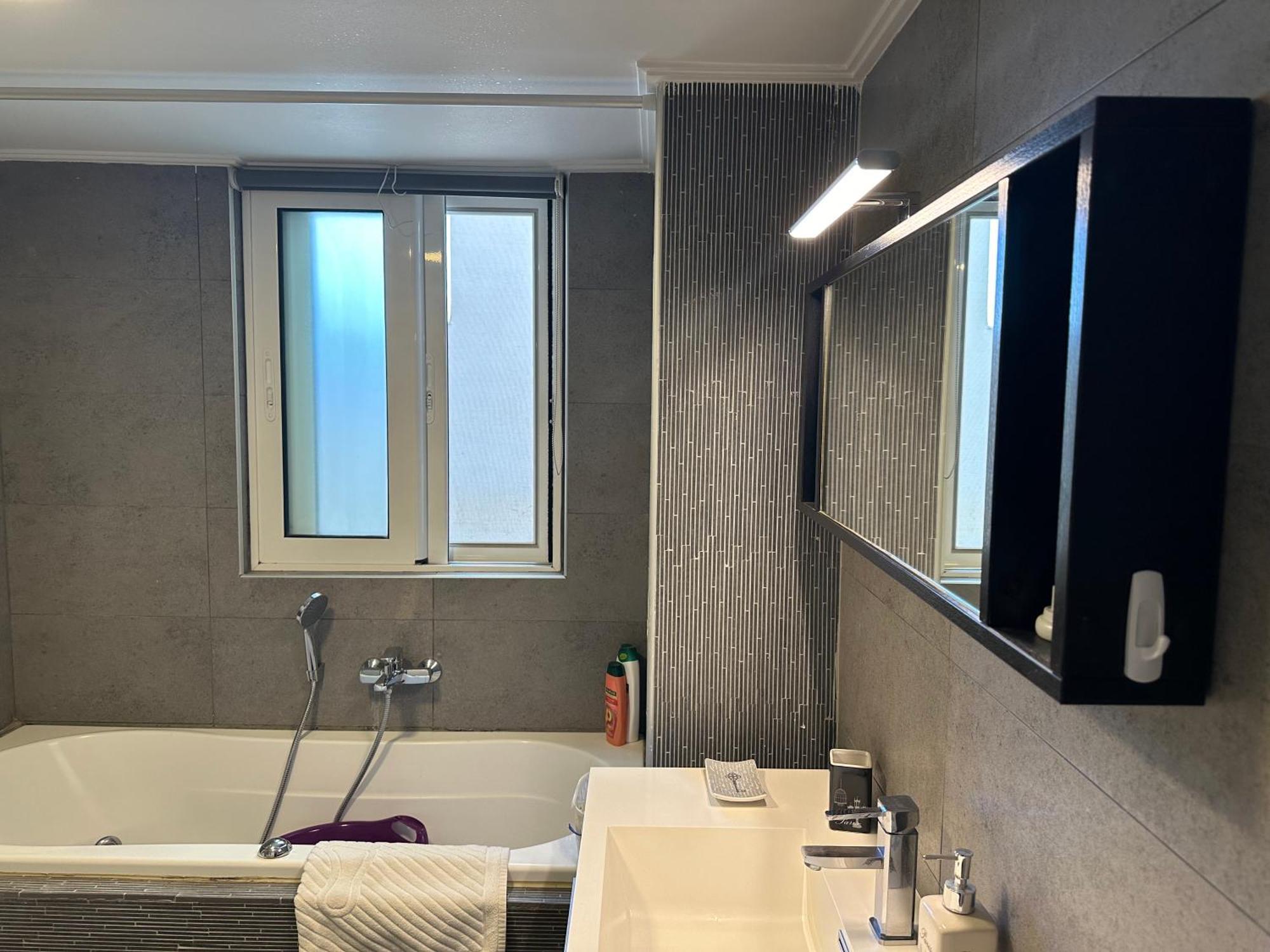 Renovated Flat With Acropolis View Daire Atina Dış mekan fotoğraf